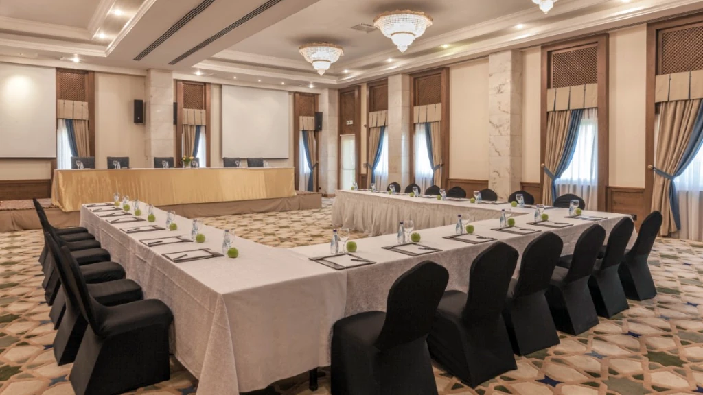 الفندق جولي فيل & سبا كينجز ريزورت - الأقصر